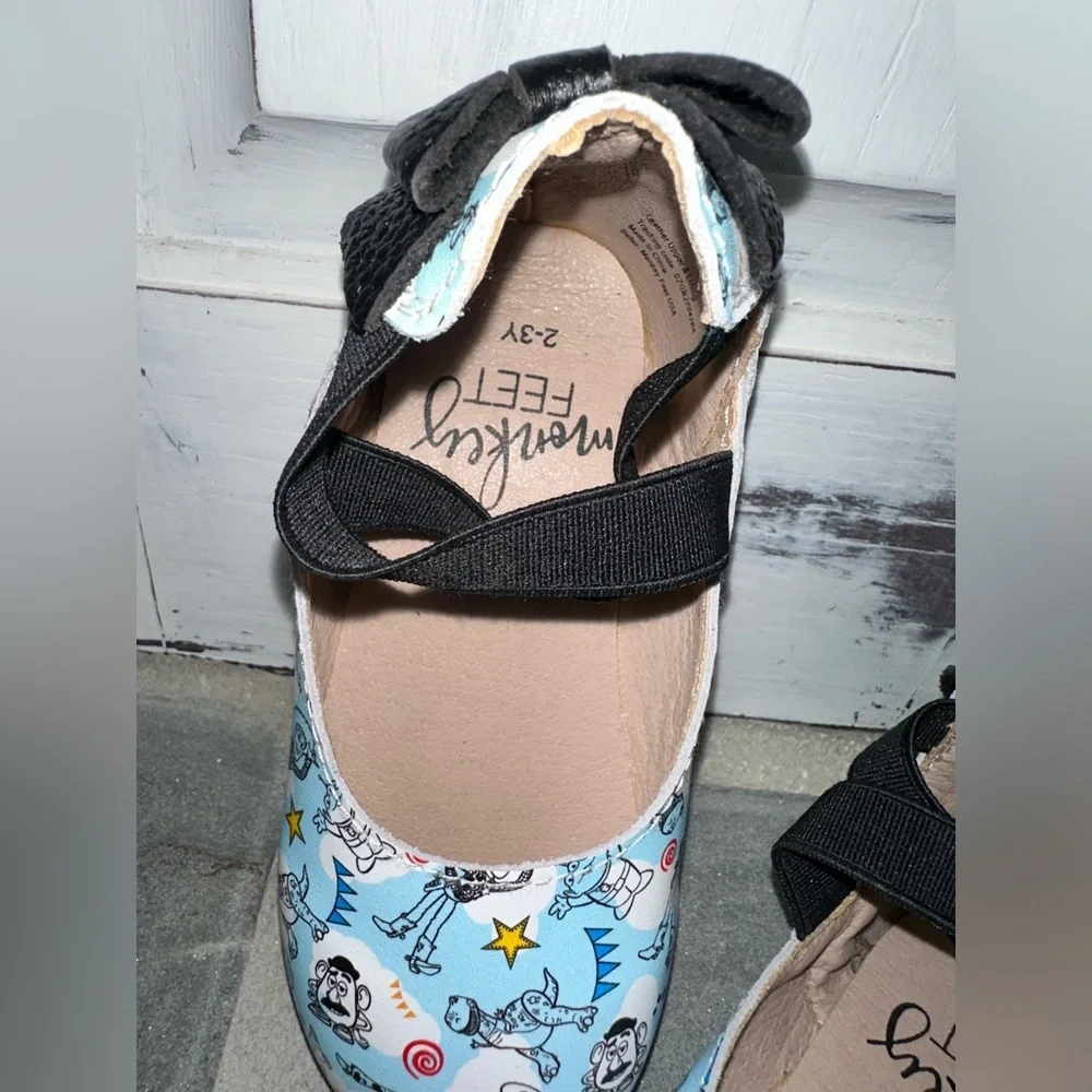 NWOT Monkey Feet Toy Story Kids Cartoon Print Shoes with Black Straps & Bows